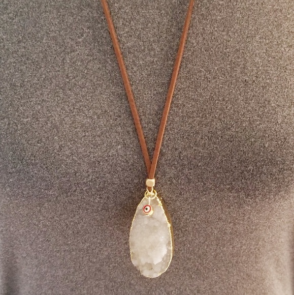 Druzy lucky eye leatherette  adjustable necklace - Picture 2 of 4